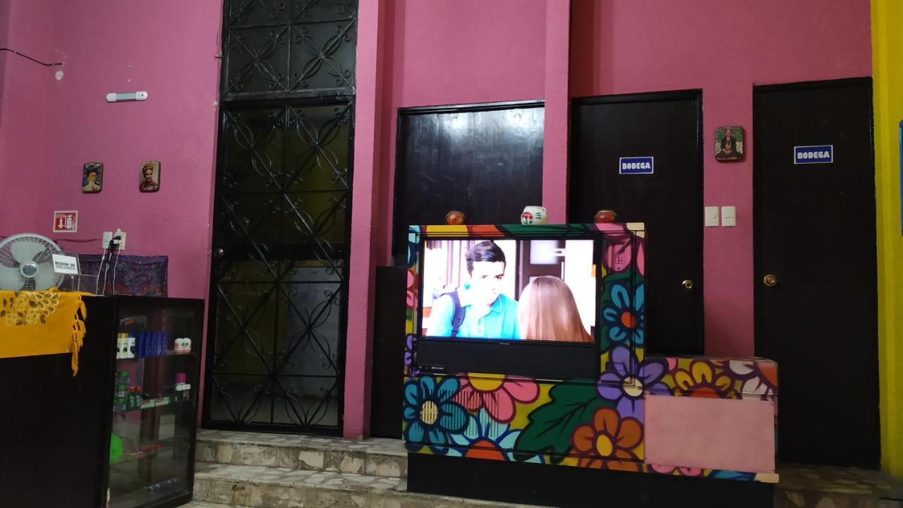 Hotel Frida Khalo Тустла-Гутьеррес Экстерьер фото